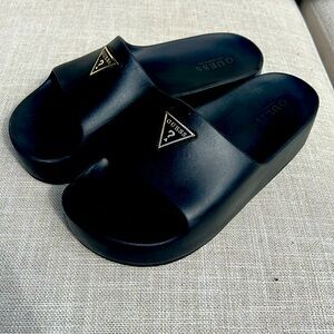 Guess black platform slipper sandal size 8